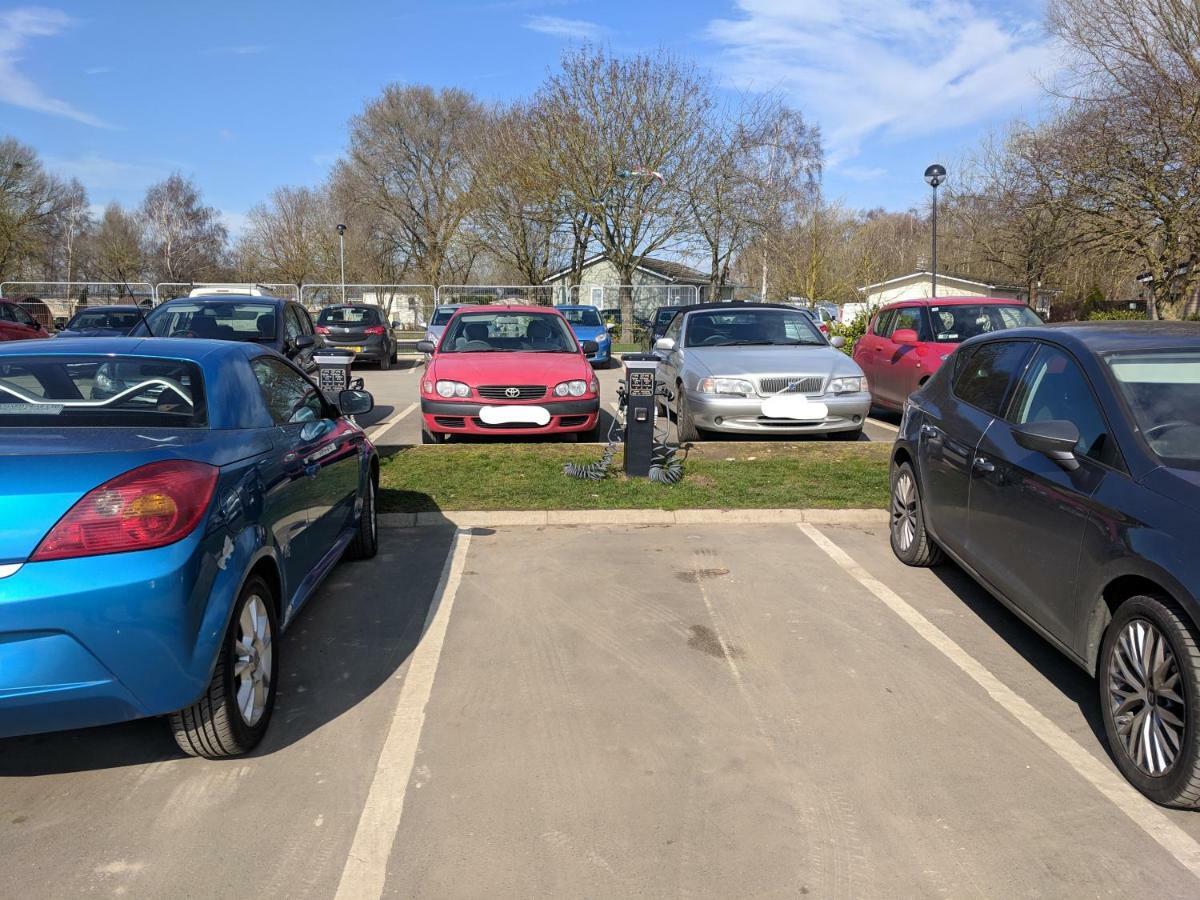 ホテルP&D'S Pearl Caravan At Tattershall Lakes Country Park エクステリア 写真